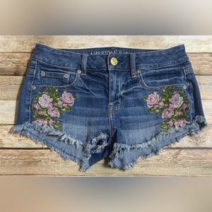 American Eagle Outfitters Women’s Size 0 Jean Stretch Shorts